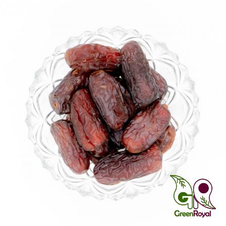 The Bestseller of Piarom Dates at the Market