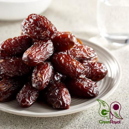 Unique Fresh Halawy Dates with Soft Texture Available for Consumers