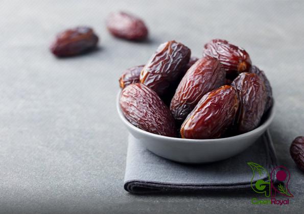 Unique Thoory Dates with Soft and Fresh Texture Distribution